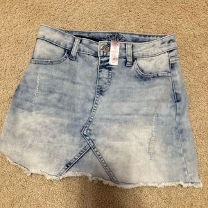 This is a skirt form justice size 10